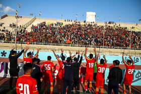 توافق فولاد با مدافع آفریقایی