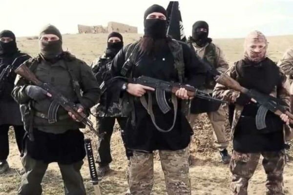 افشاگری یک مسئول عراقی از تقلای آمریکایی‌ها برای سقوط برخی مناطق استان الانبار به دست داعش