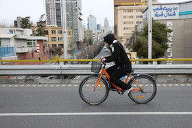 ارائه پارکینگ رایگان و امن دوچرخه در ساختمان‌های شهرداری