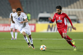 کارشناسی داوری پرسپولیس - پاختاکور/ کمک داوری که در حد لیگ نونهالان هم نبود