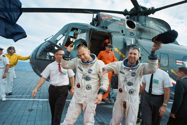 جیمز لاول فضانورد روزهای سخت و هیجان‌انگیز فضانوردی