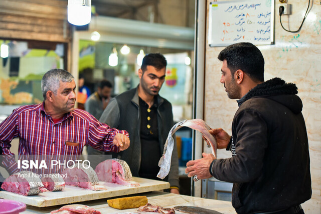 حال بازار در خرید شب عید