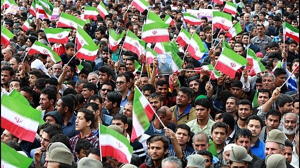 قدردانی دفتر رئیس جمهور از استقبال صمیمی مردم استان بوشهر از کاروان دولت تدبیر و امید image.png