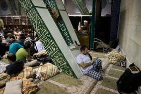 مراسم معنوی اعتکاف در دانشگاه تهران