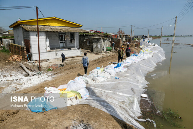 قطع برق ۵۰ روستا در پی سیلاب لرستان