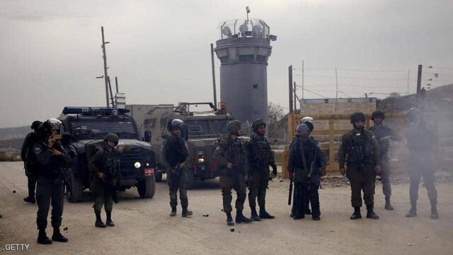 حمله سربازان اسرائیلی به زندان النقب و شهادت یک اسیر فلسطینی