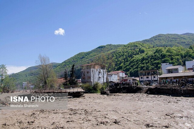 عکس تزئینی است. رگبار باران و احتمال بالا آمدن سطح آب رودخانههای فصلی
