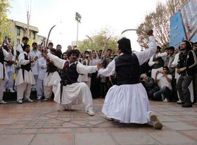نبرد رستم و سهراب در رقص‌های آئینی سیستان و بلوچستان