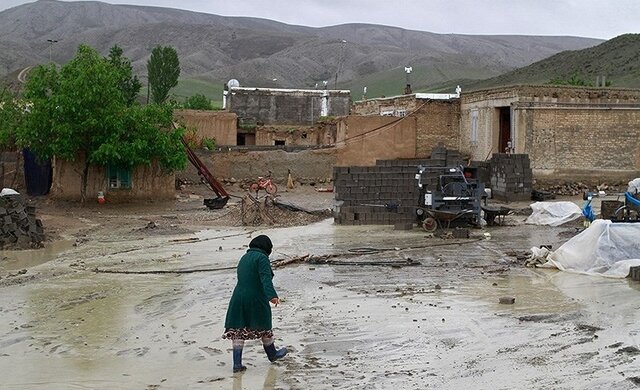 تخریب و آسیب ۳۲۰۰ واحد مسکونی در مناطق “سیل زده” کرمانشاه