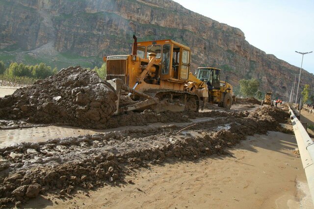 بازگشایی راه ارتباطی 620 روستای لرستان