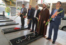 دیدار معاون بهداشت و درمان بنیاد با ایثارگران سیل‌زده کرمانشاه 