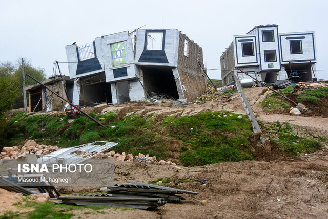 ضرورت اعمال نظرات پژوهشکده سوانح طبیعی در بازسازی روستای رانشدیده حسینآباد کالپوش  ضرورت اعمال نظرات پژوهشکده سوانح طبیعی در بازسازی روستای رانشدیده حسینآباد کالپوش