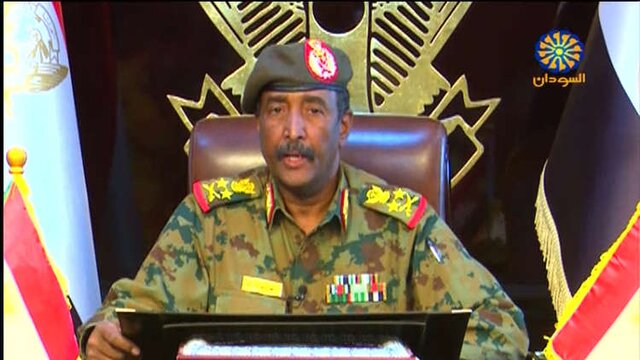 مقامات عرب با رئیس شورای نظامی انتقالی سودان گفتگوی تلفنی کردند