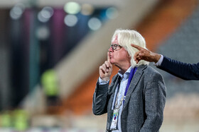 دیدار تیمهای فوتبال استقلال و ماشین سازی