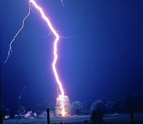 ارائه مدلی برای محافظت دقیق‌تر از خطوط انتقال برق و ساختمان‌ها در برابر صاعقه