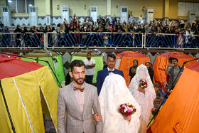 جشن ازدواج دو زوج سیل زده خوزستانی