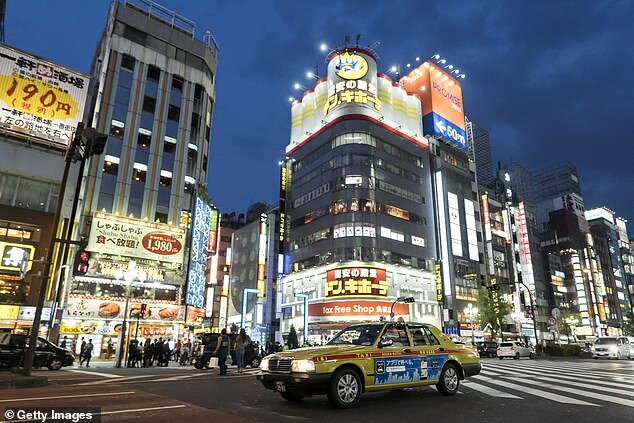 نمایش تبلیغات هدفمند در تاکسی‌های توکیو با کمک فناوری تشخیص چهره