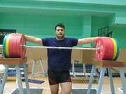 تمرین وزنه بردار فوق سنگین در پارکینگ خانه/ داودی:آقای گل محمدی از رفتنم به المپیک خبر دارد؟