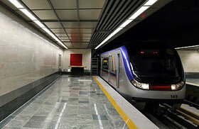برای افتتاح متروی تهران-هشتگرد در شهریورماه تلاش می‌کنیم
