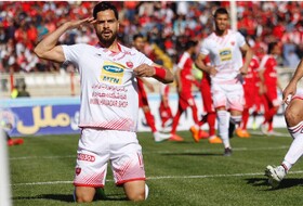 تغییر ساعت دیدار پرسپولیس و تراکتور