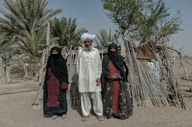 پیربخش دری زاده دارای دو همسر است. همسر اول او زرملک در ۱۴ سالگی با وی ازدواج کرده است. همسر دوم پیربخش، دؙر خاتون پس از بیوه شدن به عقد وی درآمده است.
