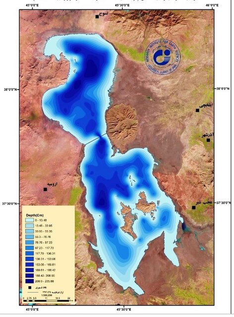 افزایش سطح آب و انحلال نمک در دریاچه ارومیه/مشاهده "آرتمیا" در بزرگترین  دریاچه شور خاورمیانه - ایسنا