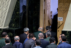 حضور سردار سلامی فرمانده کل سپاه و چند تن دیگر از فرماندهان سپاه پاسداران در مجلس شورای اسلامی