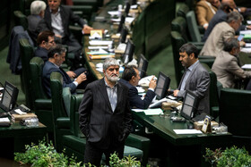علی مطهری در جلسه علنی مجلس شورای اسلامی