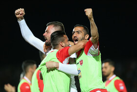 قهرمانی پرسپولیس در لیگ هجدهم