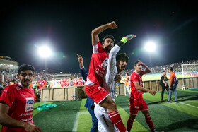 قهرمانی پرسپولیس در لیگ هجدهم