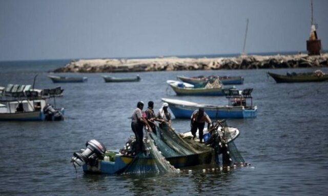 رژیم صهیونیستی مساحت ماهیگیری در سواحل غزه را افزایش می‌دهد