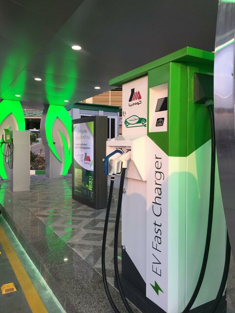 افتتاح نخستین جایگاه شارژ خودروهای برقی در کشور