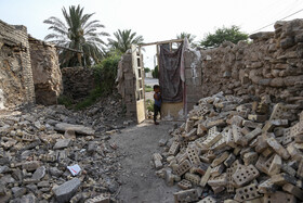 کوی آریا یکی از محله های خرمشهر است که جای تیر و ترکش برروی دیوارها نشان از روز‌های جنگ در این منطقه است.