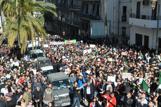 تدابیر شدید امنیتی در الجزائر و موج بازداشت‌ها برای مهار اعتراضات