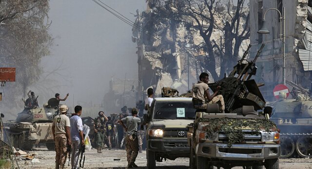 ارتش حفتر مدعی پیشروی در جنوب و شرق طرابلس شد