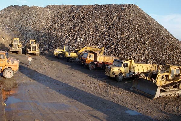 وجود یک میلیارد و ۱۰۰ میلیون تن ذخیره معدنی در سیستان و بلوچستان
