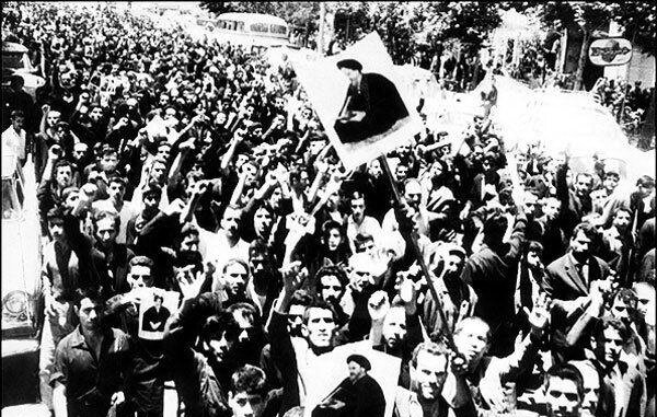 استاد حوزه و دانشگاه: قیام ۱۵ خرداد نشان داد مردم موتور اصلی تحولات تاریخی‌اند