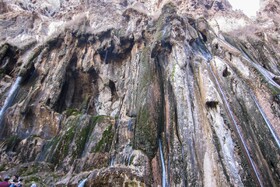 عملیات نجات و انتقال خانم مصدوم پس از سقوط از ارتفاع در شهرستان مارگون