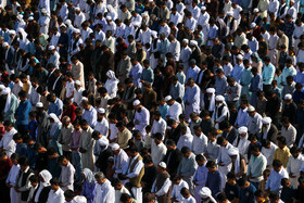 اقامه نماز عید فطر در منطقه اهل سنت مشهد