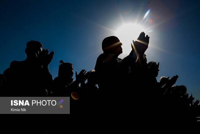 عکس تزئینی است. صلاة؛ در برگیرنده بعد ملکوتی اعمال