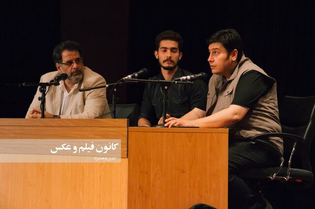 نقد و بررسی “آشغال‌های دوست داشتنی” در دانشگاه خواجه نصیرالدین طوسی