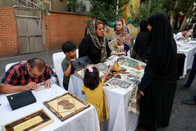 آیین بزرگداشت روز جهانی صنایع دستی و پروژه بهره‌برداری از تابلوی گذر صنایع دستی تهران در خیابان نجات الهی