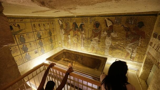 کشمکش مصر و «کریستیز» بر سر مجسمه «توت عنخ آمون» 