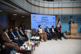 نشست صمیمی پیشکسوتان ورزش ایران با سید حسن خمینی