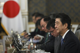 مذاکرات دو جانبه شینزو آبه، نخست‌وزیر ژاپن با حسن روحانی رییس‌جمهور ایران