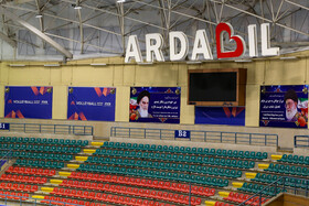 شماره گذاری صندلی های سالن ۶هزار نفری رضازاده اردبیل برای مسابقات والیبال