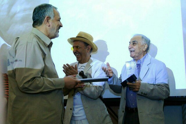 مراسم پایانی «جایزه فرشته» با ۳ تقدیر