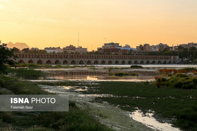  داستانِ غمبارِ زنده رود