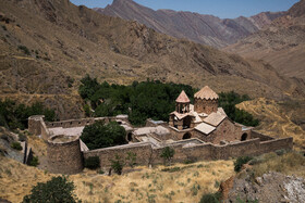 شیوه معماری بنا و مصالح ساختمانی آن نشان دهنده این مطلب است که این کلیسا در بین قرن چهارم تا ششم هجری (دهم تا دوازدهم میلادی) ساخته شده است.
