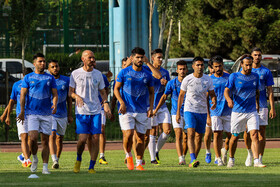 عذرخواهی مجری شبکه سه از استقلالی‌ها